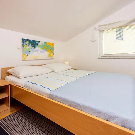 Lejlighed Cozy Dachgeschosswohnung Mit Meerblick, Klima, Wifi - Nur 350 Meter Zum