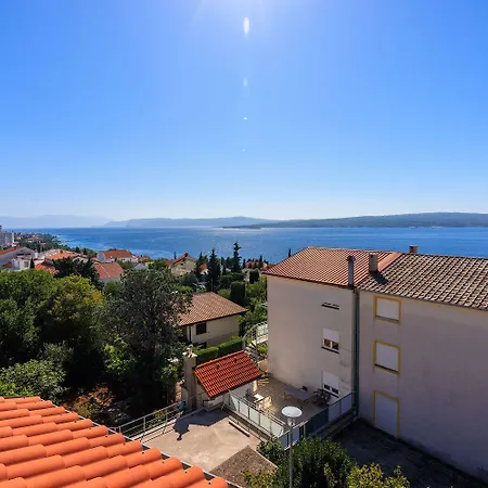 Cozy Dachgeschosswohnung Mit Meerblick, Klima, Wifi - Nur 350 Meter Zum *