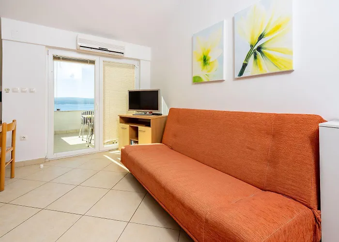 Cozy Dachgeschosswohnung Mit Meerblick, Klima, Wifi - Nur 350 Meter Zum